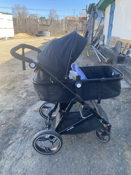 Продам коляску трансформер в хорошом состояний