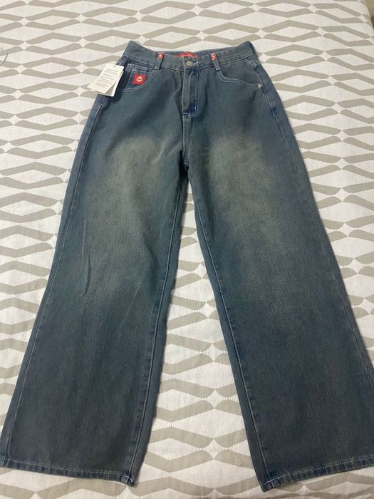 Продам. Джинсы новые, Размер М