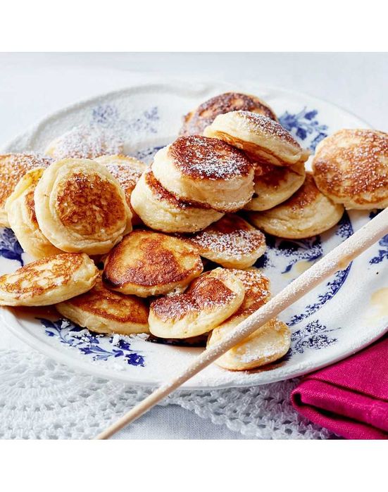 Газов уред-гофретник за приготвяне на холандски мини палачинки