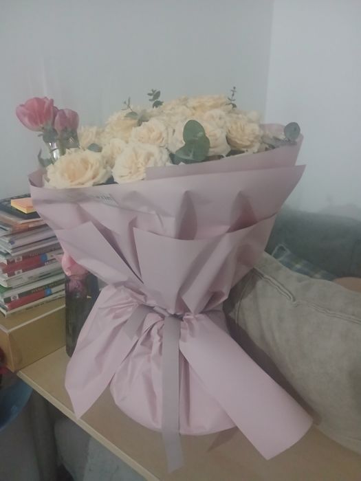 Цветы белое роза