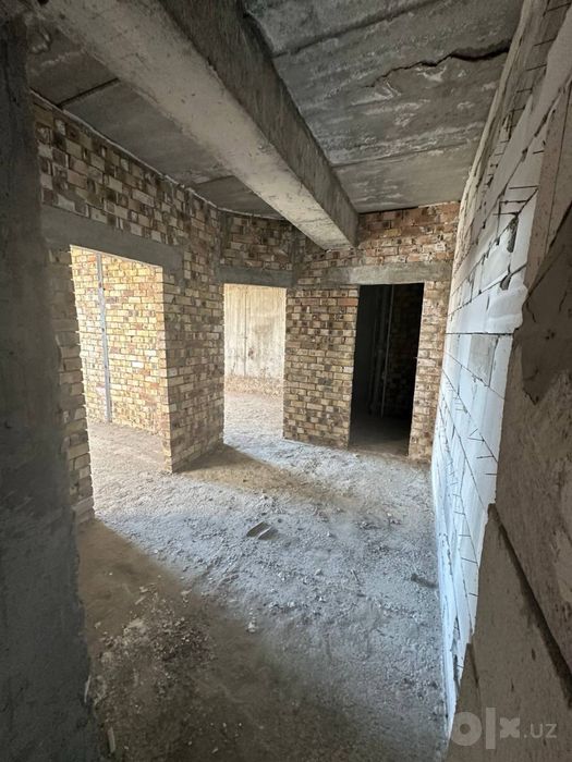 1 комнатная (39кв.м.) в 10 микрорайоне (новостройка)