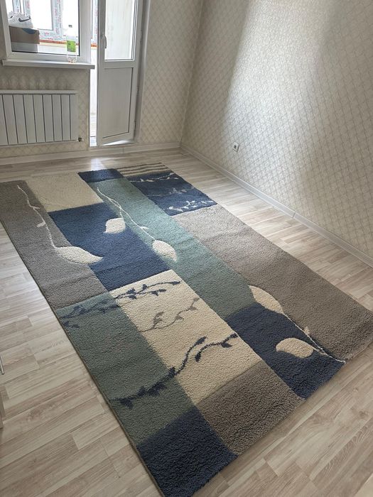 Продам ковер для гостинной