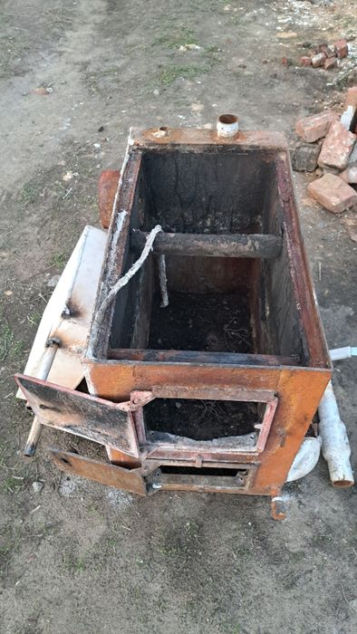 Продаётся котёл.