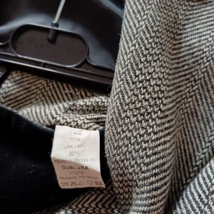 Costum dama, din stofă cu lână