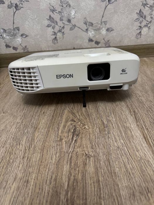 Epson h971b eb-e500
Projector epson h
Projector epson h971b eb-e