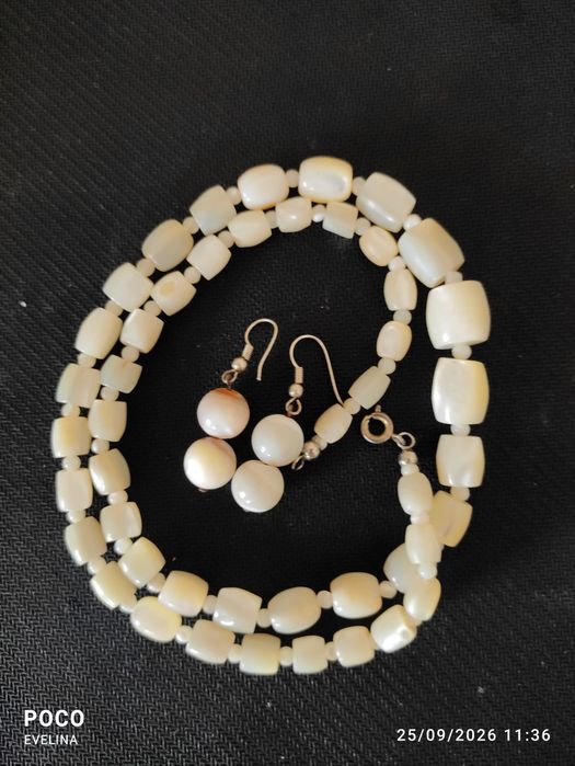 Огърлица и обеци от естествен седеф ( mother of pearl)