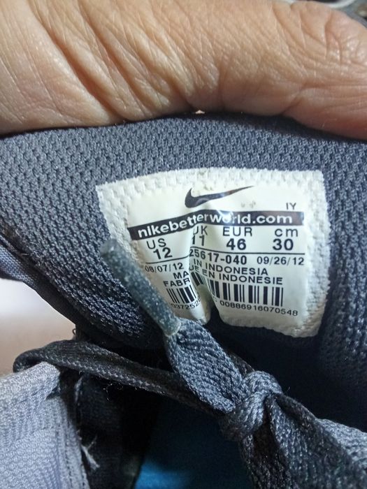 Продам кроссовки Найк