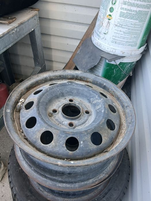 Продаётся колеса с покрышкой