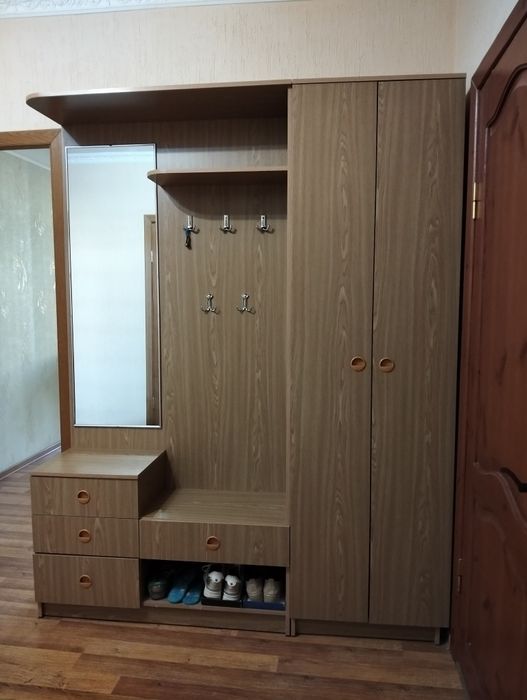 Прихожая мебель б/у