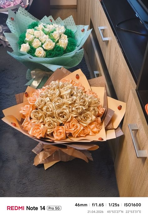 Vând Buchete de flori eterne de saten în Deva