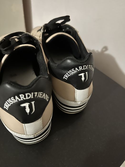 Trussardi jeans-38 номер