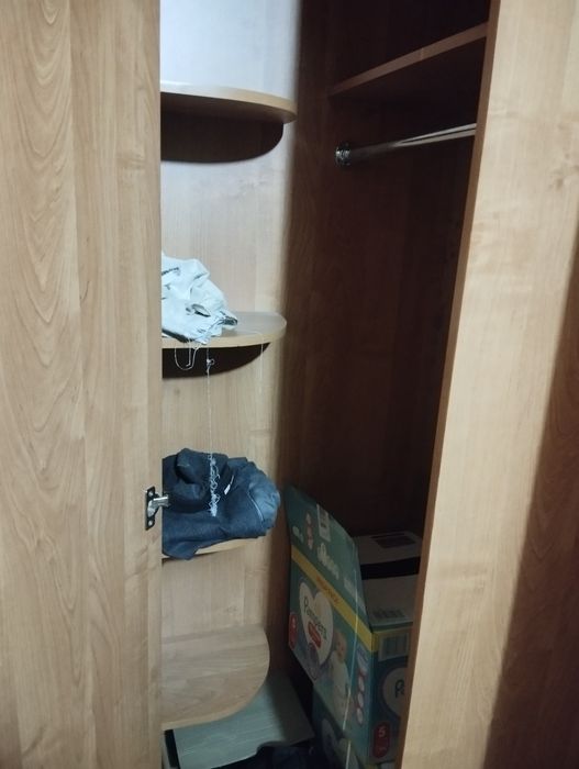 Продам угловой шифонер и шкаф