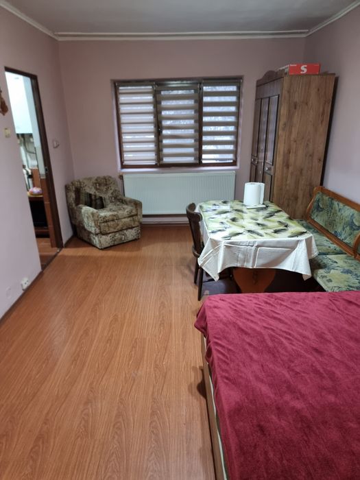 Închiriere garsoniera