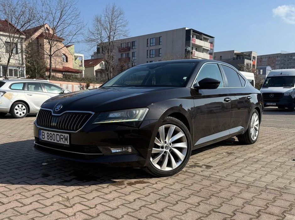 Skoda Superb Skoda Superb 2017 2.0 TDI DSG 2017