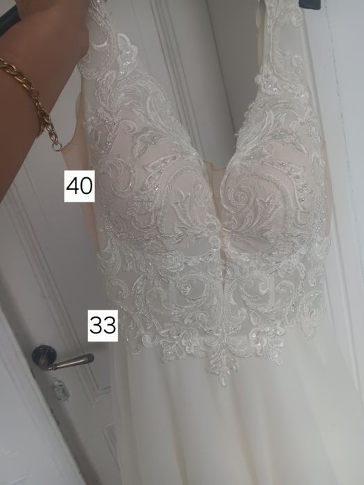 Vând rochie de mireasă trebuie dusă la curățat