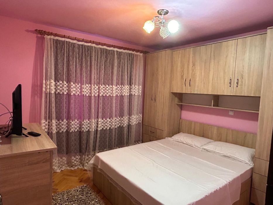 Apartament de închiriat cu 2 camere