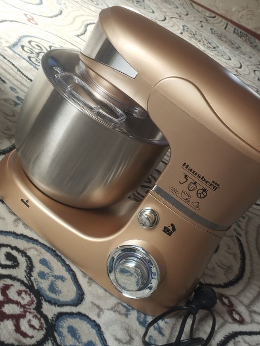 Stand mixer xolati yangi ishlatilmaga sovgʻa qilgan menda boshqa bor