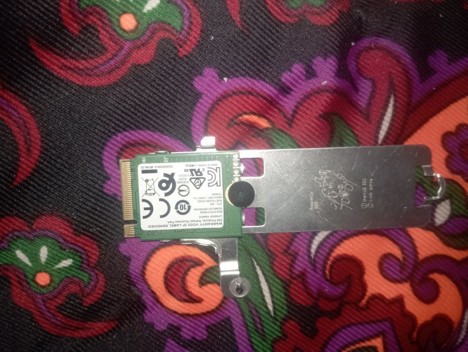 Nvme SSD   noutbuk uchun