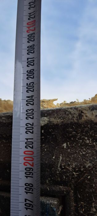 Продавам метална входна врата