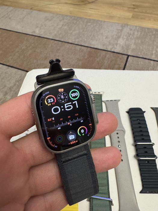 Iwatch Ultra + всички закупени каишки към него!