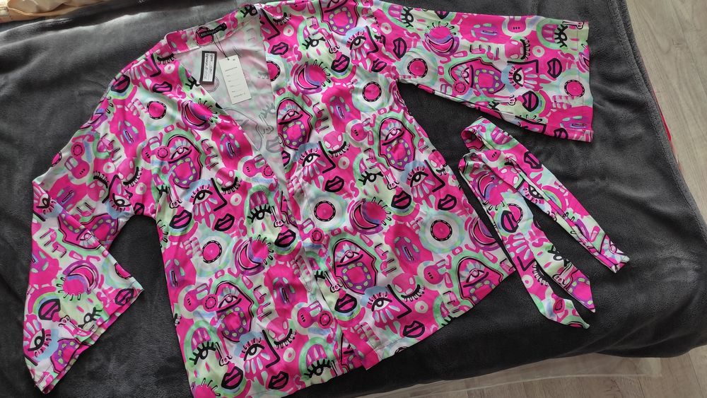 Продам костюм летний