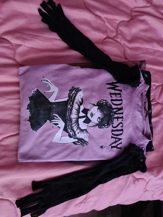 Комплект Рокля Wednesday Adams с мрежести ръкавици 6-8 г и обувки