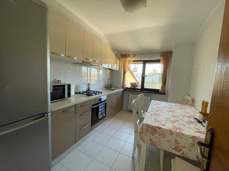Inchiriez apartament 3 camere | 89 mp utili | Terasă 15 mp | Sos. Giurgiului | Zonă liniștită de case