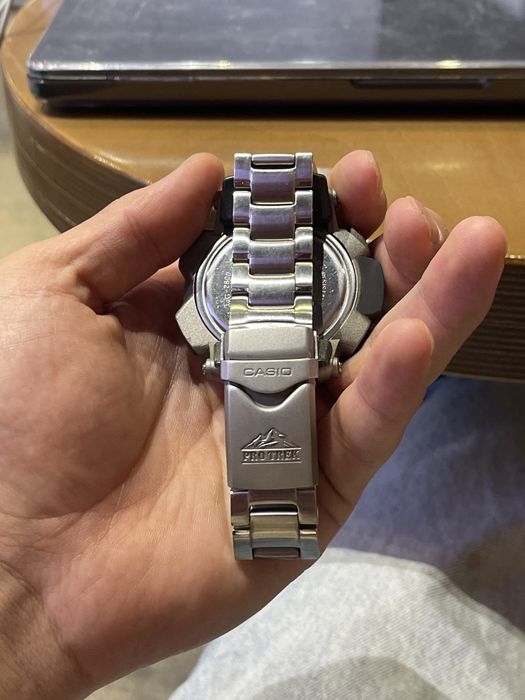 Наручные часы Casio PRG-280D-7ER