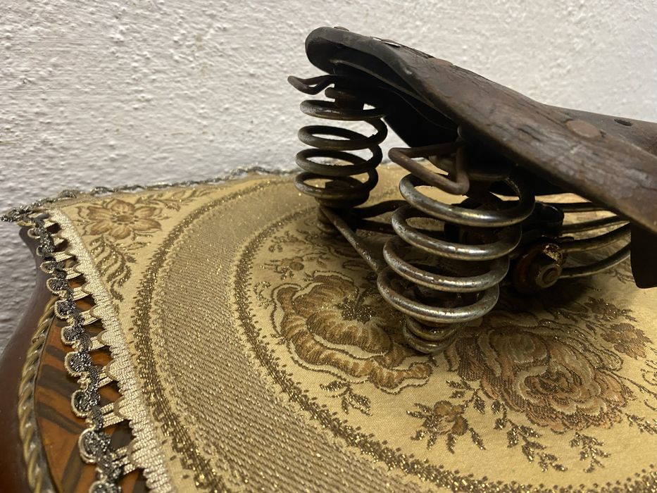 Ретро седалка от велосипед от естествена кожа