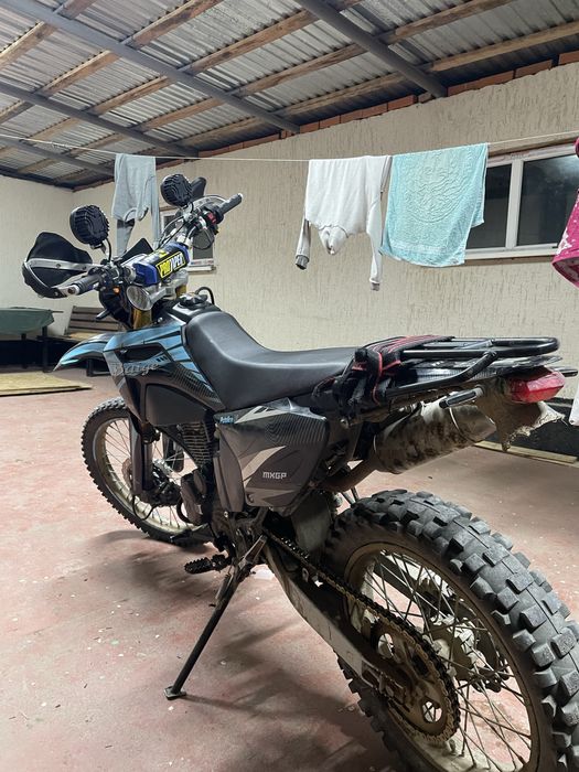 Мотоцикл 250 куб 172FF