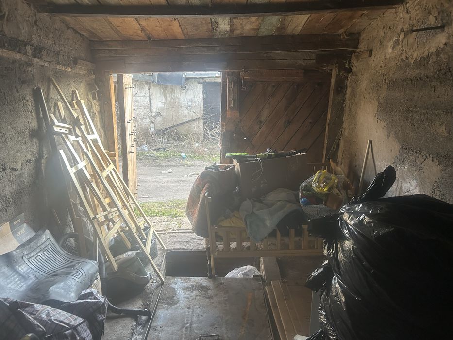 Продам гараж в абае