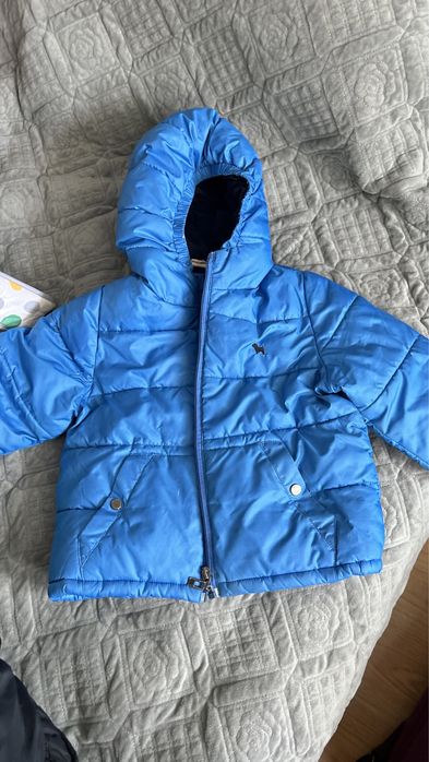 Продам куртку детскую