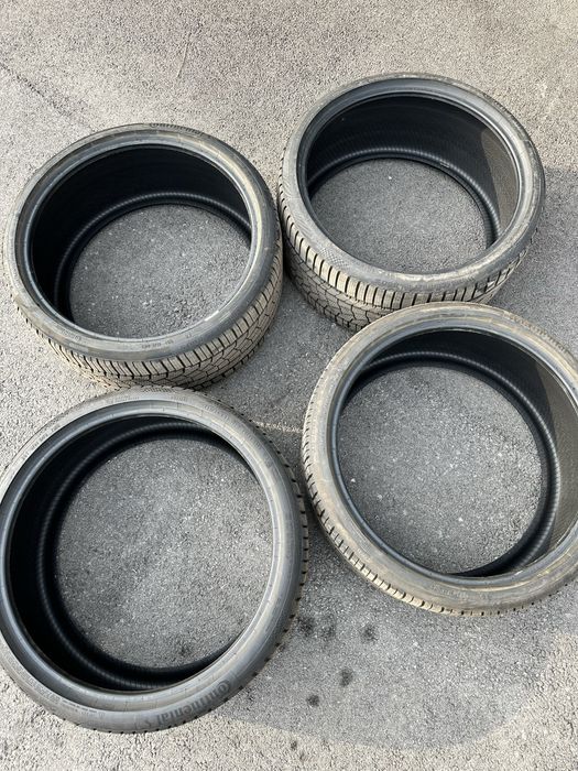 Продавам зимни  гими Continental 285/30/22