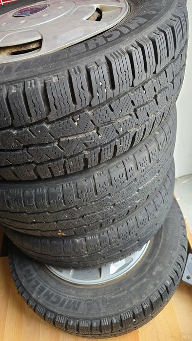 Cauciucuri +jante 195/70 R15C