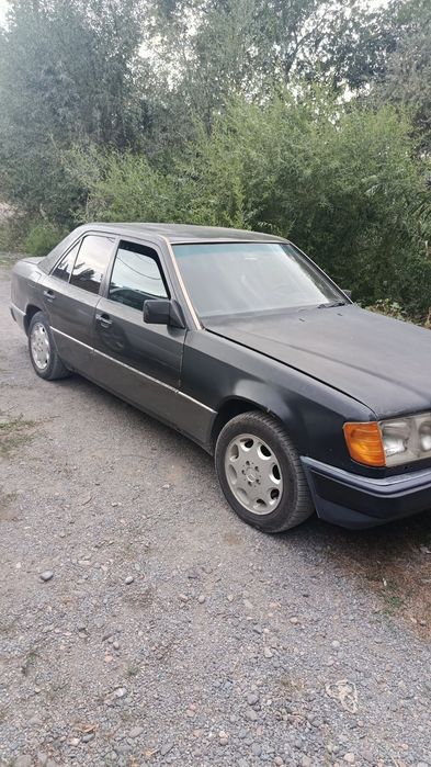 Мерс 124 3 литра бак 80л