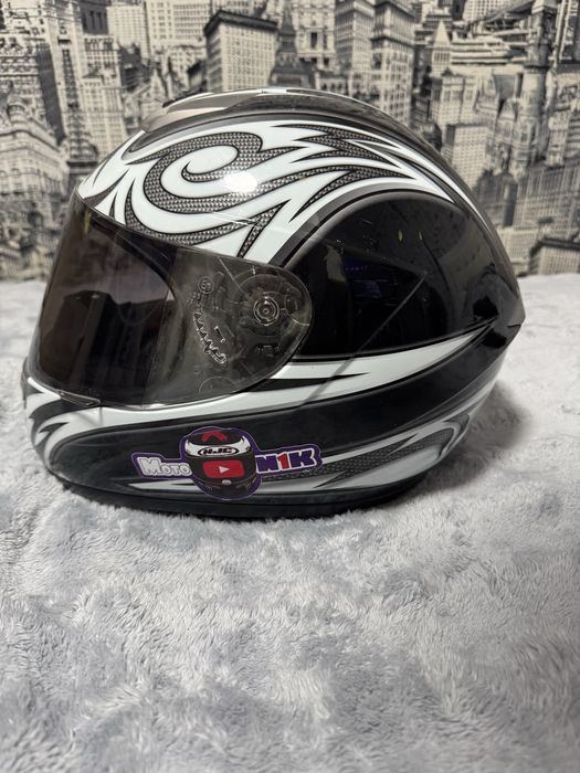 Продам мотошлем.