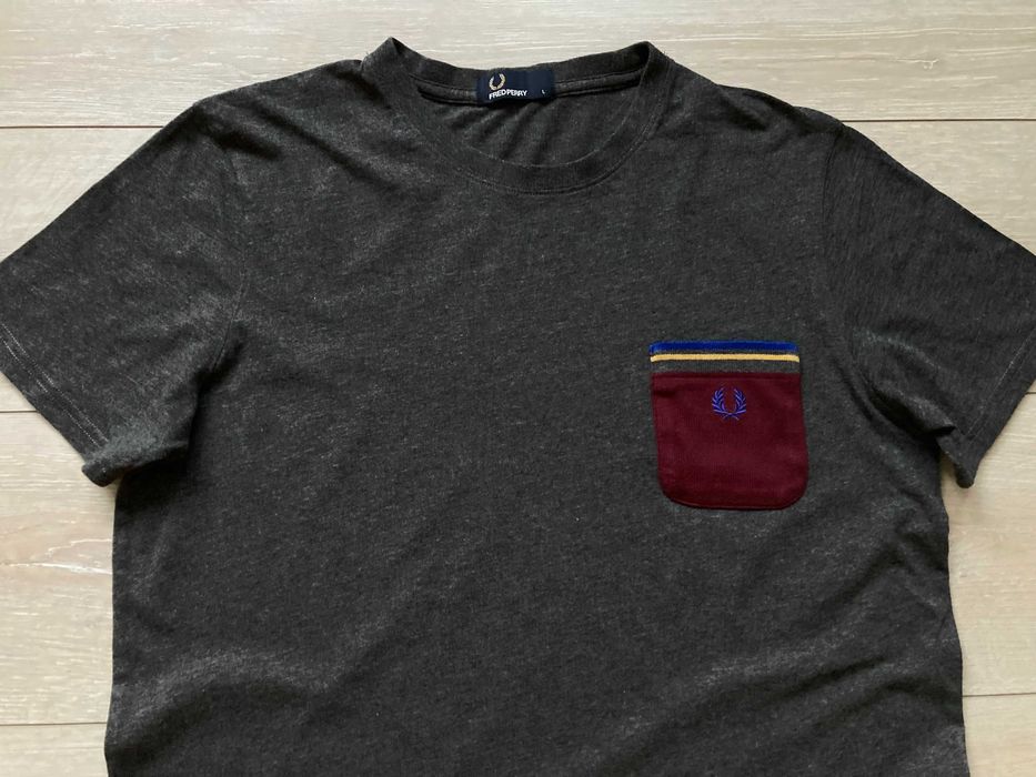Fred Perry knitted pocket t shirt мъжка сива тениска размер L