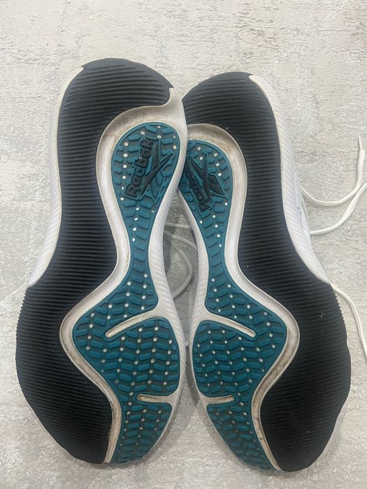 Кроссовки reebok 45 размер летние