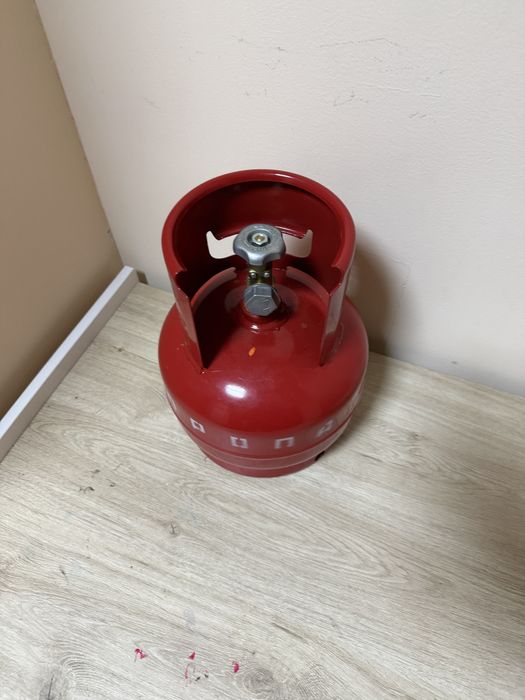 Продам газовый баллон 5 литров