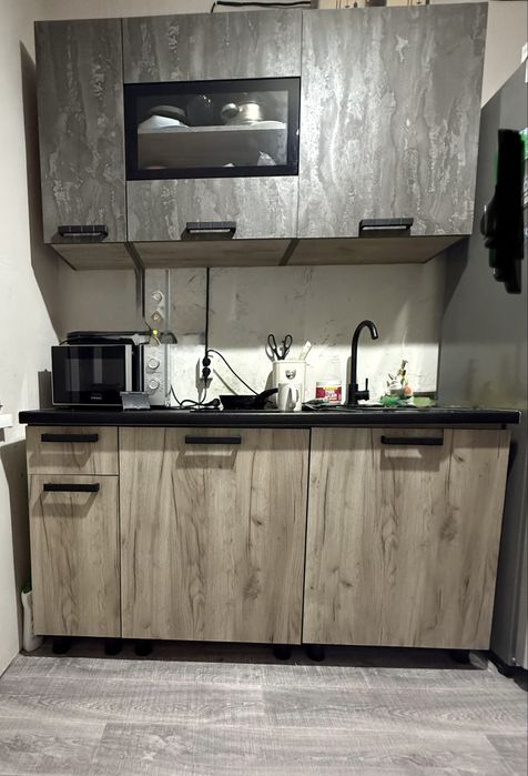 Кухонный гарнитур 1.5 м