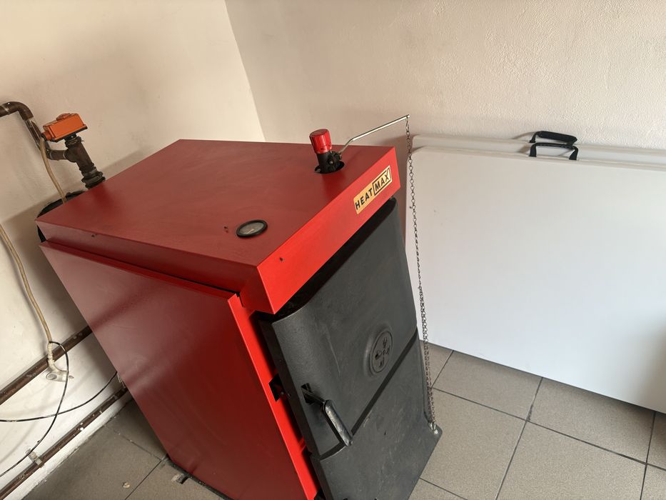 Vand centrala pe lemne