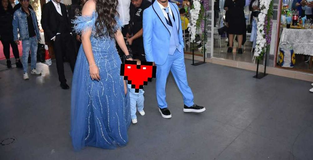 Официална синя рокля