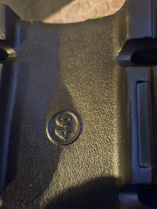 Мъжки чехли като CROCS