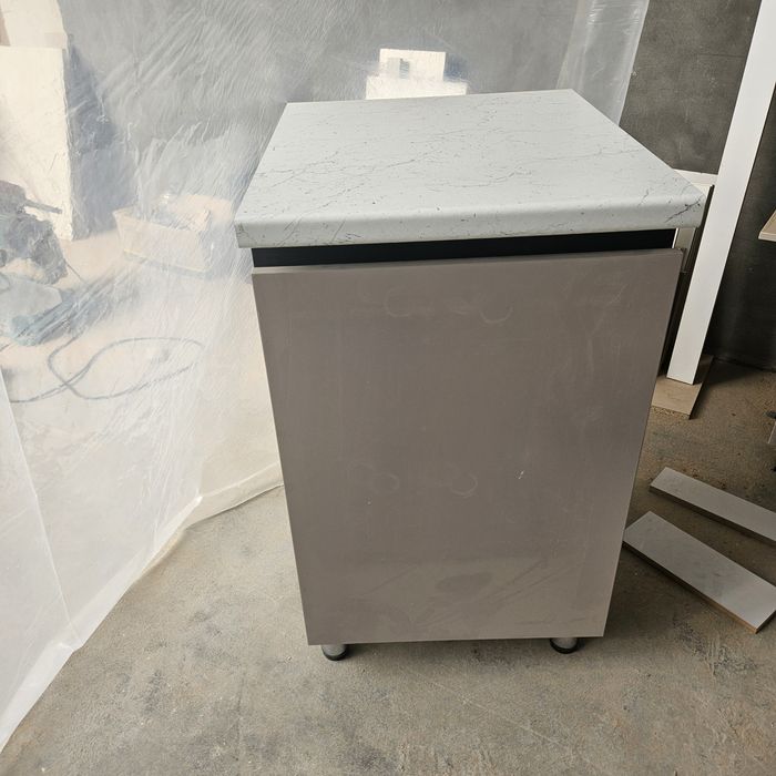 Kuhinniy tumba yengi mdf