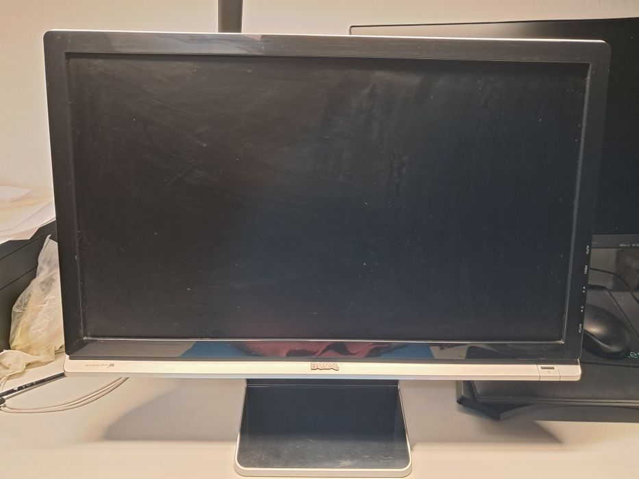Monitor Benq 22" 1080p puțin folosit
