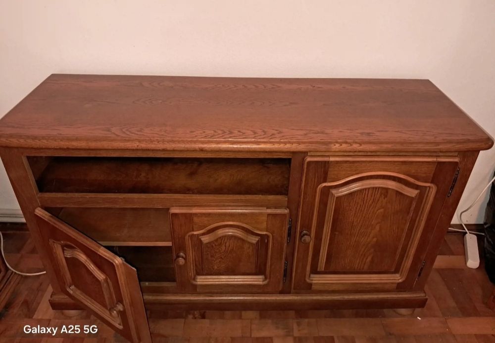 Canapea cu fotolii si mobilier vintage