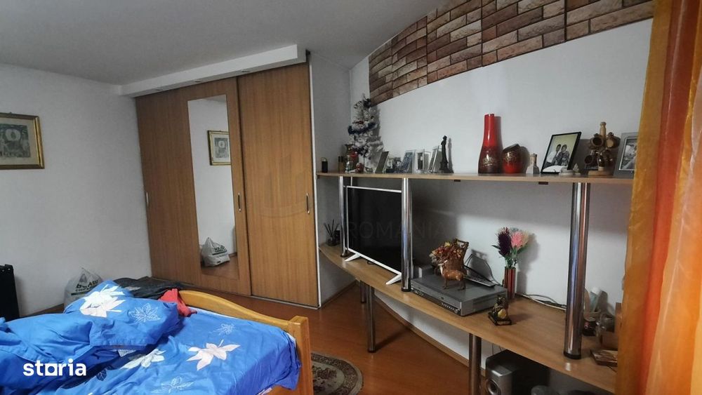 Vila 3 Camere Curte 100 mp de Vanzare Andronache Sector 2