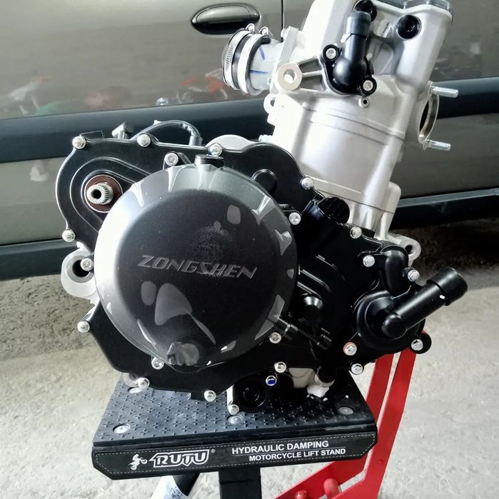 Двигатель мотоцикл 450куб 194 мотор