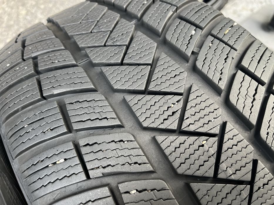 2бр 255/40/20 на 7+мм с 19дот