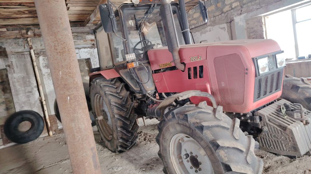 Продам трактор БЕЛАРУС 1221.2